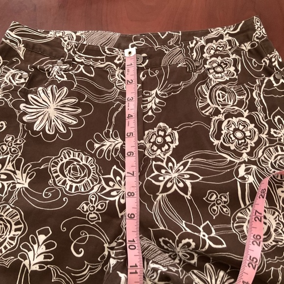 Additions by Chico's Floral Abstract Print Capris Brown Women's 6 (Chico’s 0.5) - Picture 4 of 12